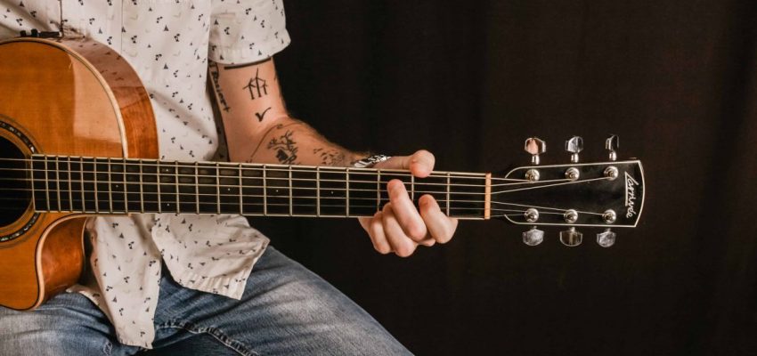 21 common guitar mistakes & how to avoid them