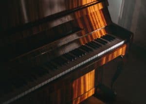 How to care for a piano: avoid direct sunlight