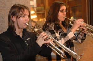 Ladies playing trumpet