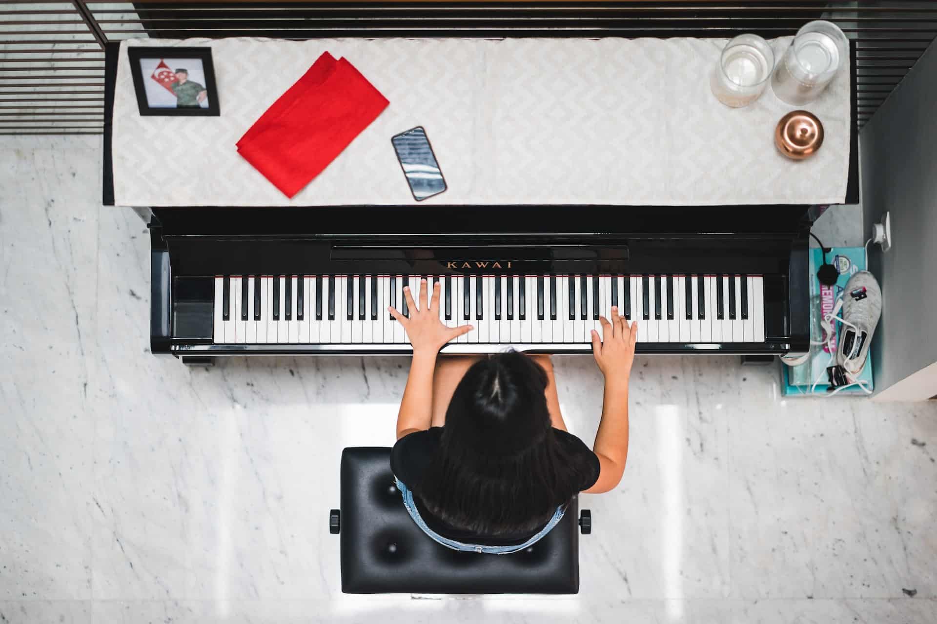 piano from above